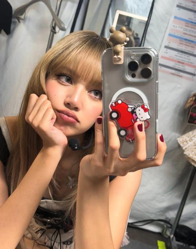 皮肤狠狠拿捏她们的肌肤状态令人嫉妒!开元棋牌世巡中BLACKPINK把好(图10) 皮肤狠狠拿捏她们的肌肤状态令人嫉妒!开元棋牌世巡中BLACKPINK把好(图10)